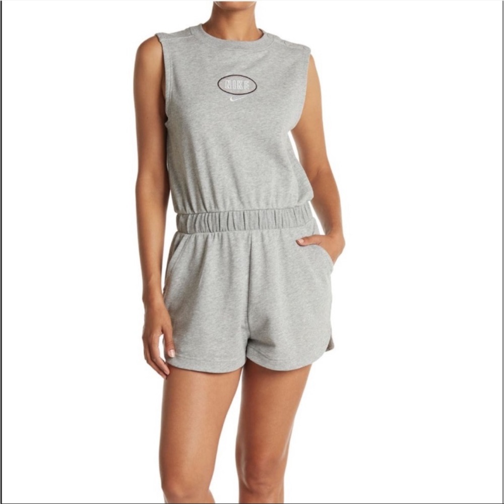 NWT Nike Women’s Sportswear Sleeveless Varsity Romper in Gray Size 1X